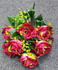 Букет роз с мелкоцветом, 10 голов, 42 см, атлас